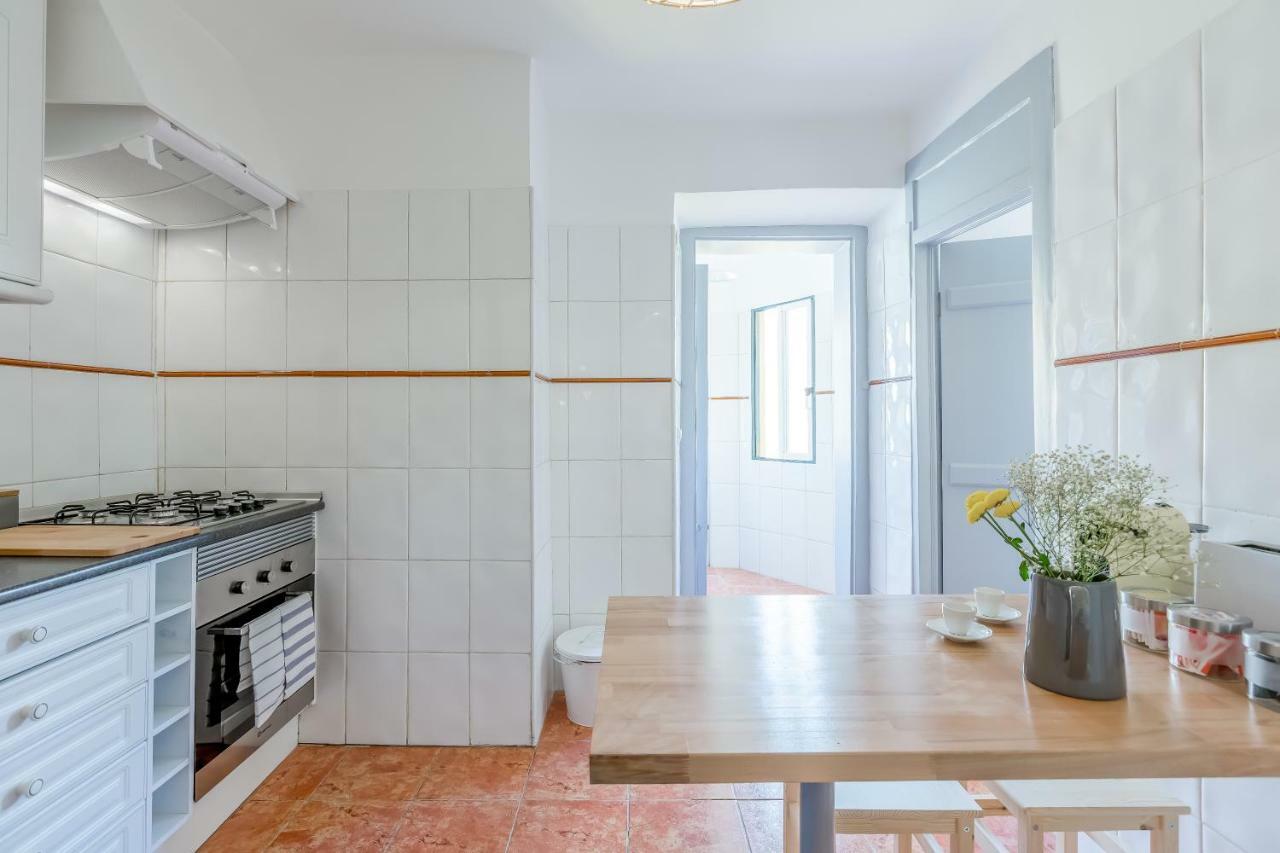 Alfama Spacious And Central Amazing Apartment, By Timecooler Lisboa 外观 照片